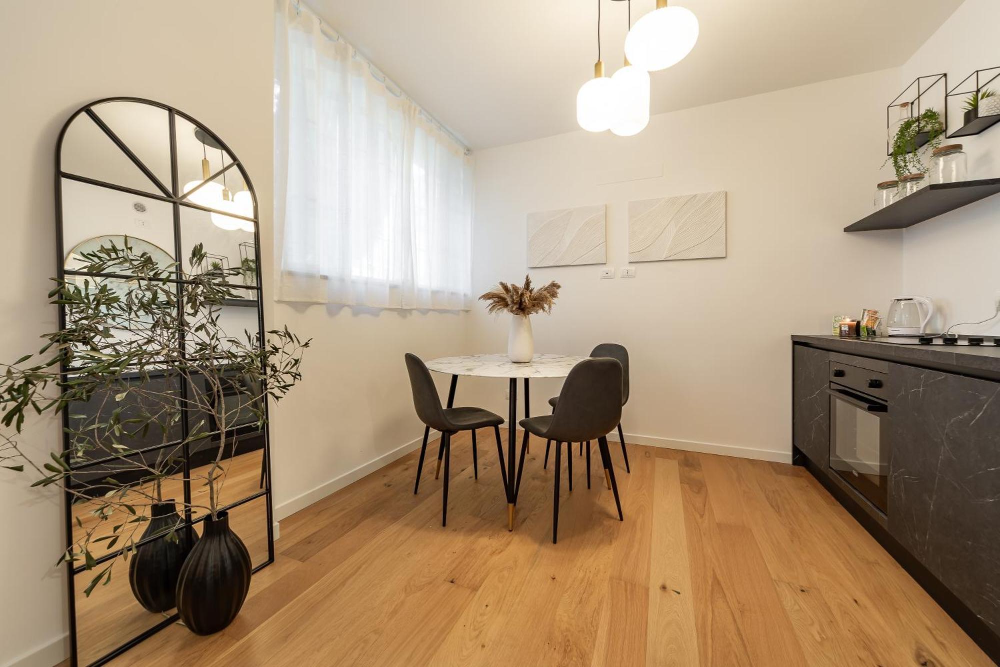 45Royal Stylish House Milan City Center Экстерьер фото